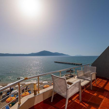 Grand Hotel Aita Radhimë Esterno foto