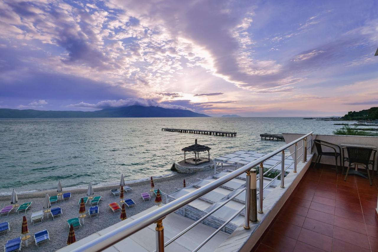 Grand Hotel Aita Radhimë Esterno foto