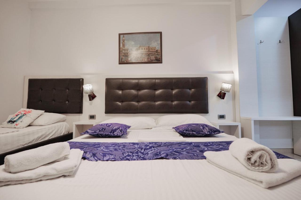 Grand Hotel Aita Radhimë Esterno foto