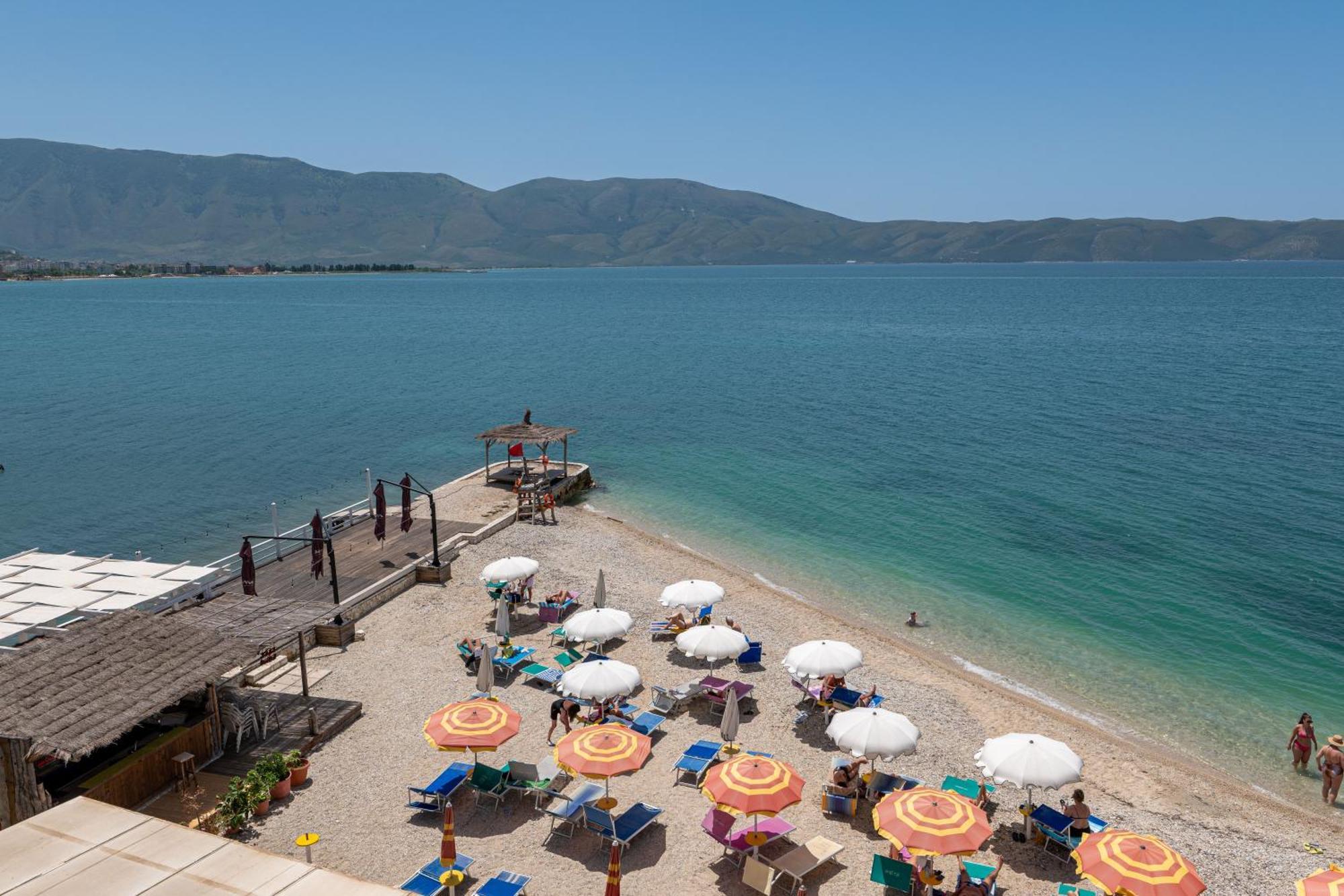 Grand Hotel Aita Radhimë Esterno foto