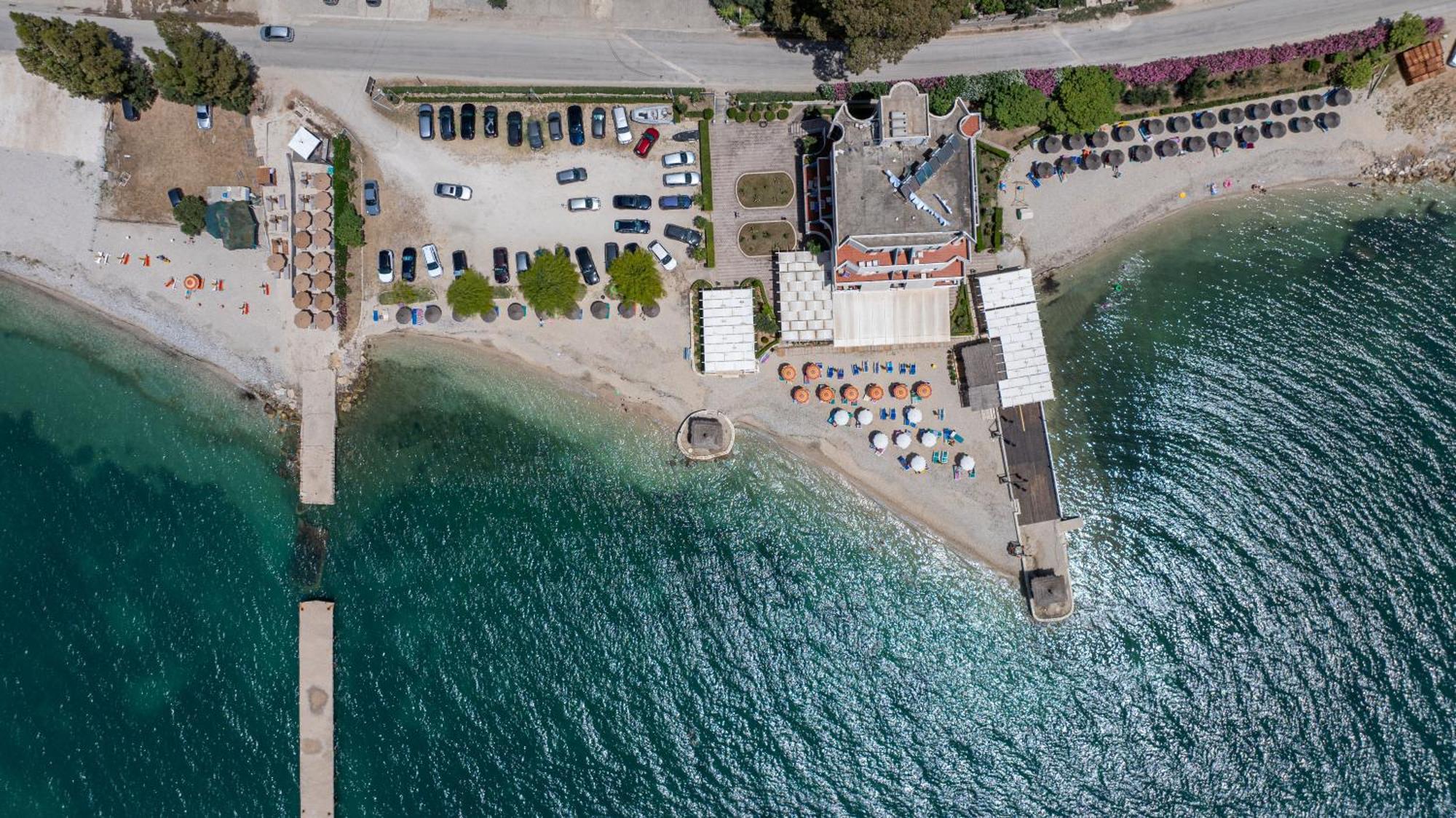 Grand Hotel Aita Radhimë Esterno foto