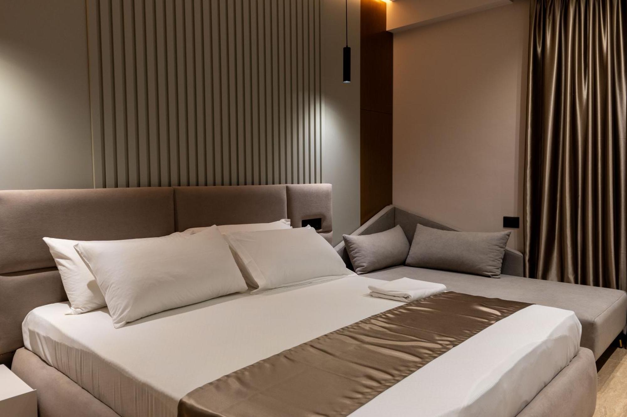 Grand Hotel Aita Radhimë Esterno foto