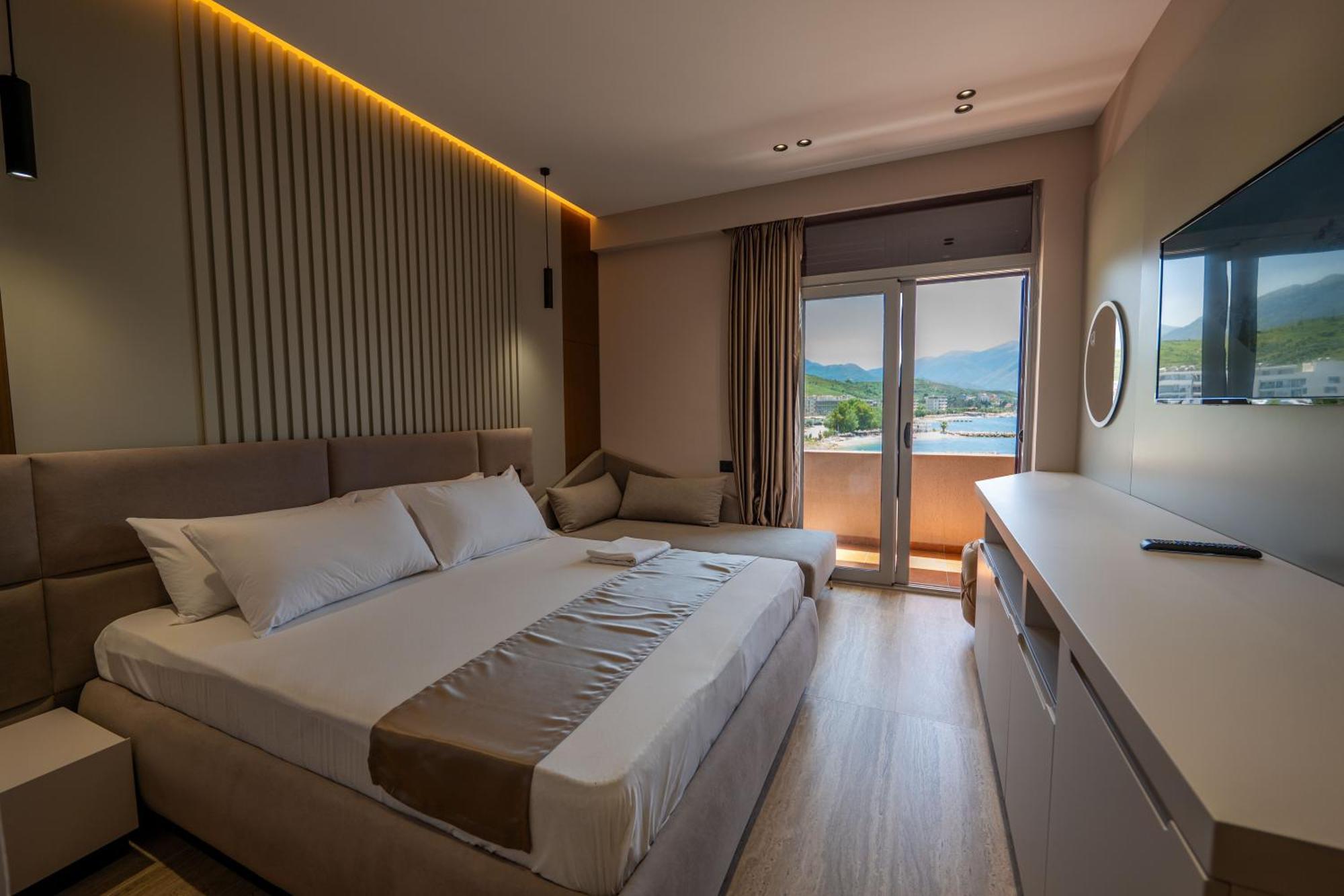 Grand Hotel Aita Radhimë Esterno foto