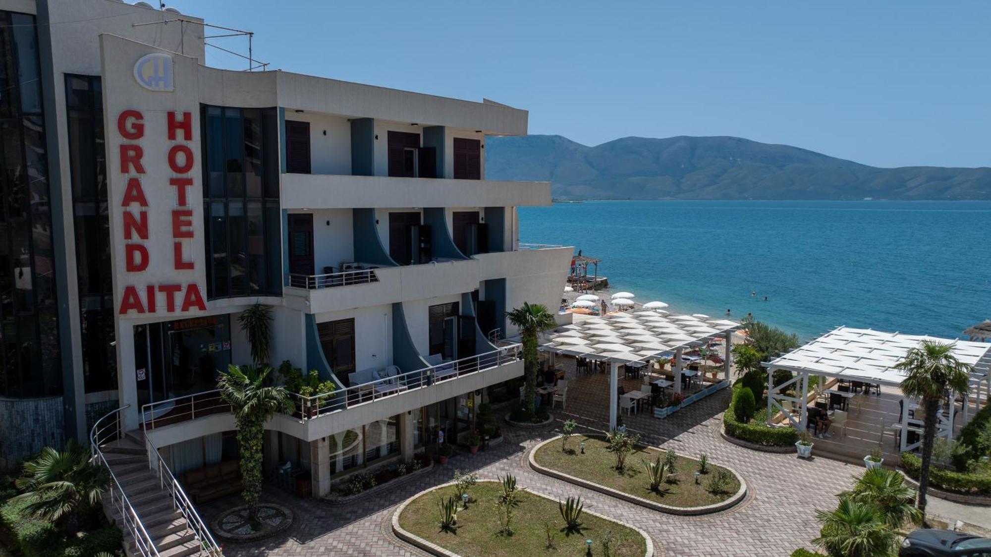 Grand Hotel Aita Radhimë Esterno foto